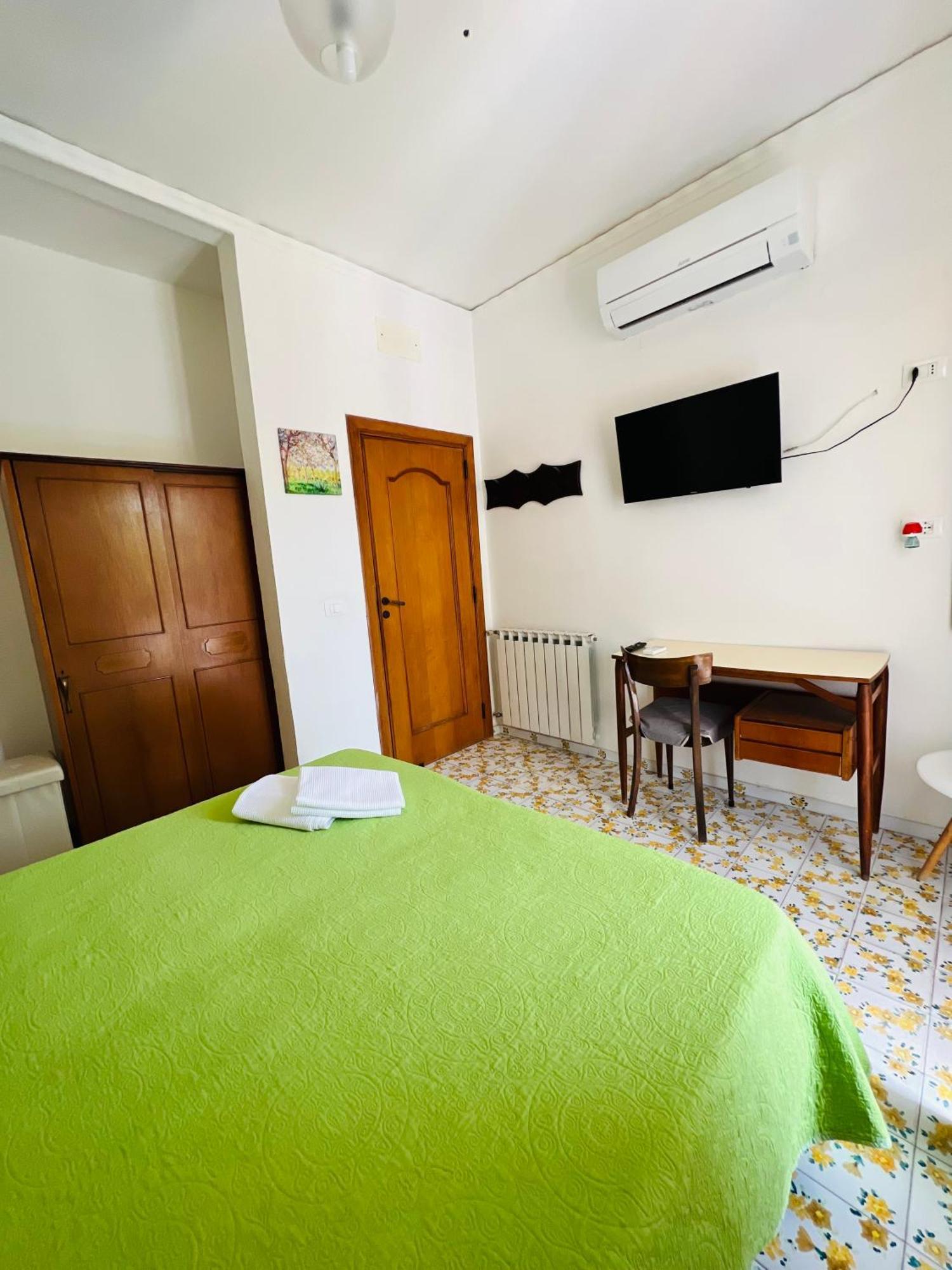 Villa Thomas Bb Conduzione Familiare Forio di Ischia Zewnętrze zdjęcie