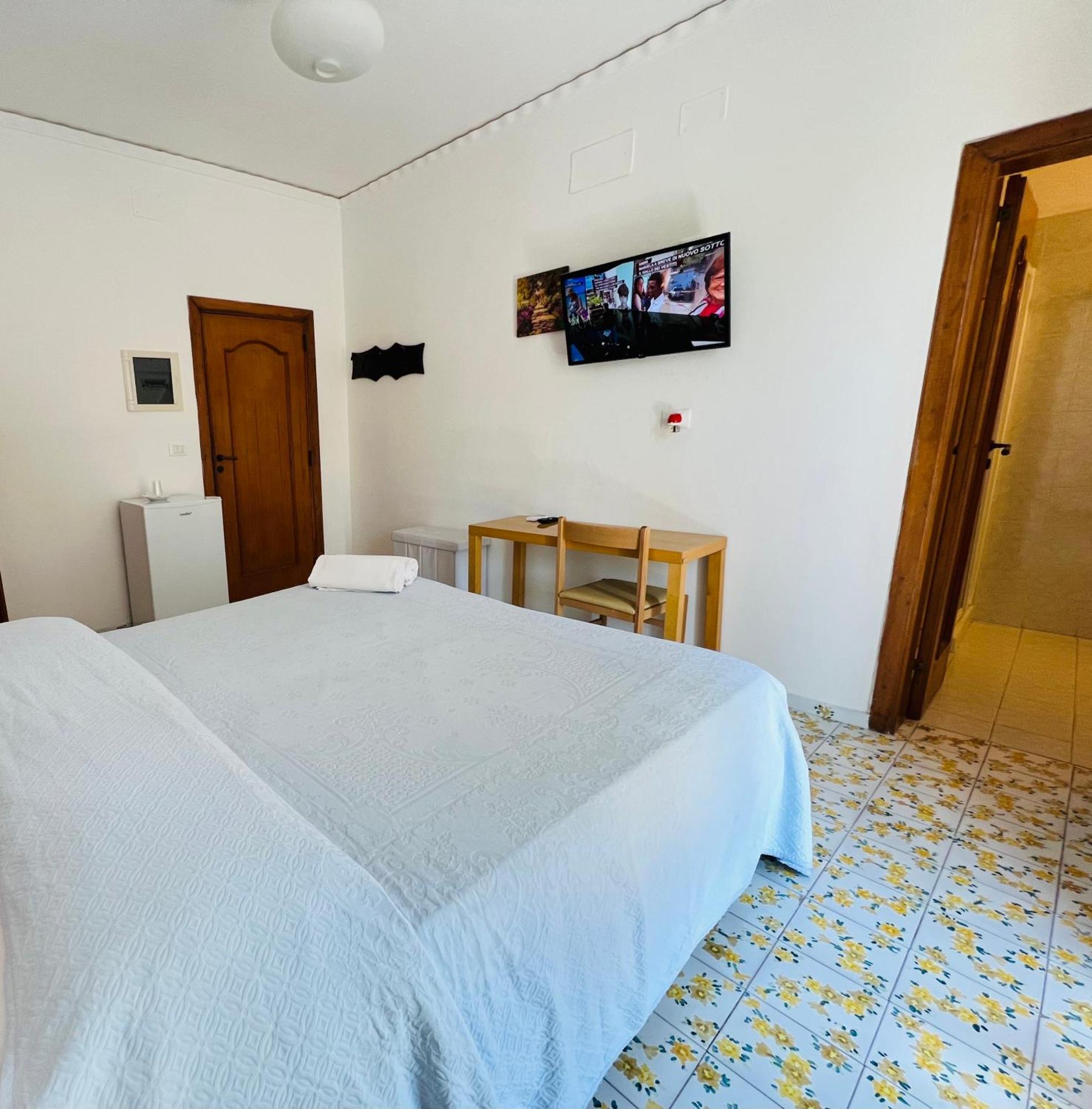 Villa Thomas Bb Conduzione Familiare Forio di Ischia Zewnętrze zdjęcie